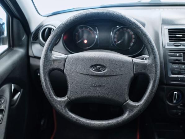 Lada (ВАЗ) Granta I Рестайлинг с пробегом 2024 года, цена 831 000 рублей, 37076 км, седан, Автокод Объявления