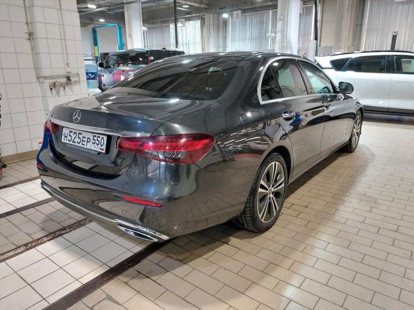 Mercedes-Benz E-Класс V (W213 S213 C238) Рестайлинг с пробегом 2021 года, цена 3 570 000 рублей, 55211 км, седан, Автокод Объявления