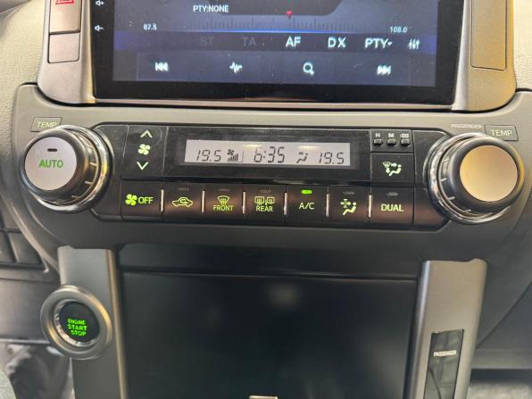 Toyota Land Cruiser Prado 150 Series с пробегом 2012 года, цена 2 299 000 рублей, 368000 км, внедорожник, Автокод Объявления