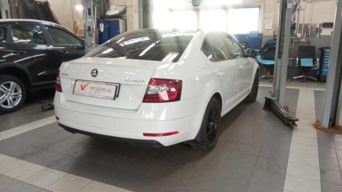 Skoda Octavia III (A7) Рестайлинг с пробегом 2018 года, цена 1 999 000 рублей, 160399 км, лифтбек, Автокод Объявления