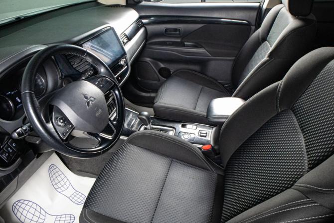 Mitsubishi Outlander III Рестайлинг 3 с пробегом 2021 года, цена 2 599 000 рублей, 75000 км, внедорожник, Автокод Объявления