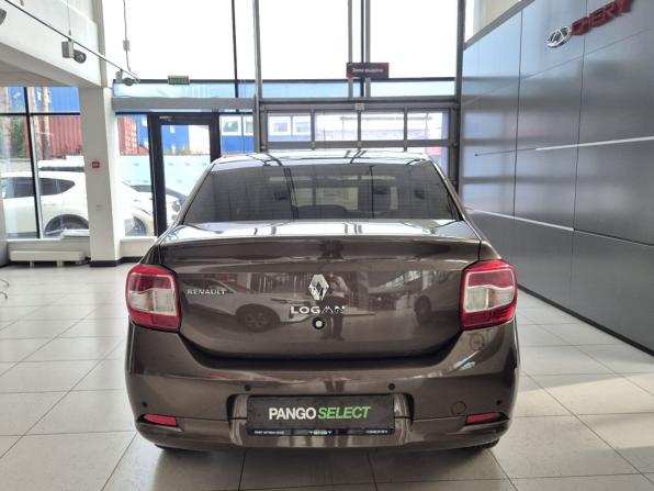 Renault Logan II Рестайлинг с пробегом 2018 года, цена 1 119 000 рублей, 62714 км, седан, Автокод Объявления