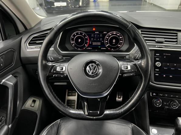 Volkswagen Tiguan II с пробегом 2017 года, цена 2 099 000 рублей, 227395 км, внедорожник, Автокод Объявления