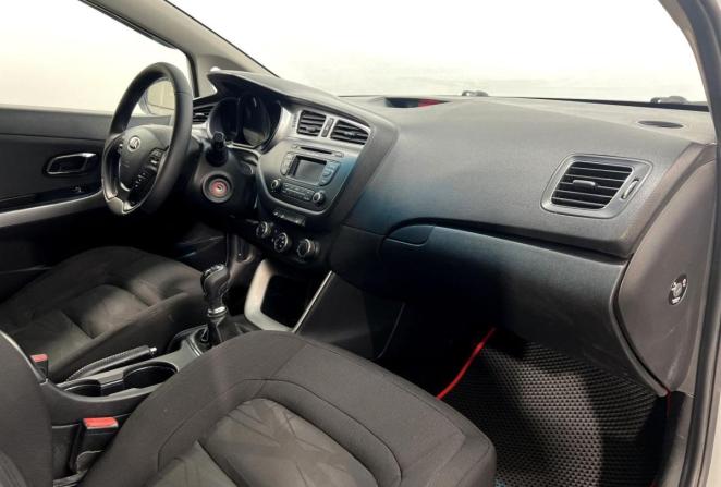 Kia Ceed II с пробегом 2014 года, цена 715 000 рублей, 190000 км, хэтчбек, Автокод Объявления