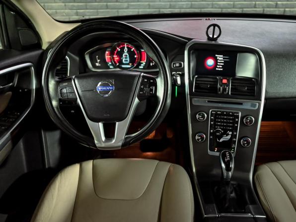 Volvo XC60 I Рестайлинг с пробегом 2014 года, цена 1 550 000 рублей, 287592 км, внедорожник, Автокод Объявления