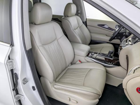 Infiniti QX60 I Рестайлинг с пробегом 2016 года, цена 1 990 000 рублей, 141708 км, внедорожник, Автокод Объявления