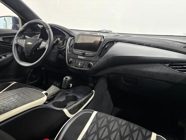 Chevrolet Malibu IX Рестайлинг с пробегом 2018 года, цена 1 999 000 рублей, 59483 км, седан, Автокод Объявления