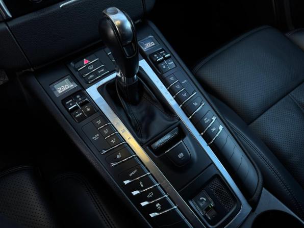 Porsche Macan I с пробегом 2017 года, цена 3 790 000 рублей, 128613 км, внедорожник, Автокод Объявления