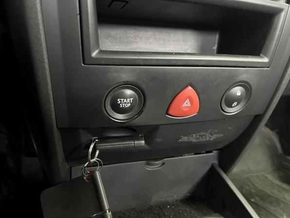 Renault Megane II Рестайлинг с пробегом 2008 года, цена 420 000 рублей, 210998 км, седан, Автокод Объявления