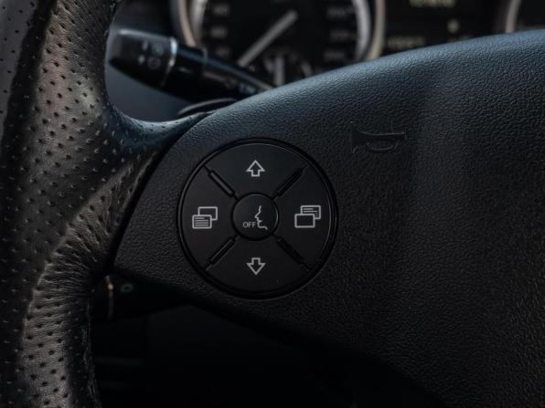 Mercedes-Benz M-Класс II (W164) Рестайлинг с пробегом 2011 года, цена 2 190 000 рублей, 121810 км, внедорожник, Автокод Объявления
