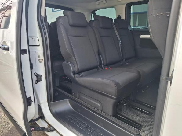 Peugeot Traveller I с пробегом 2021 года, цена 3 040 000 рублей, 102267 км, минивэн, Автокод Объявления
