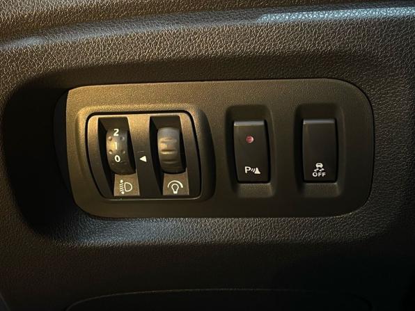 Renault Kaptur I с пробегом 2017 года, цена 1 330 000 рублей, 205068 км, внедорожник, Автокод Объявления