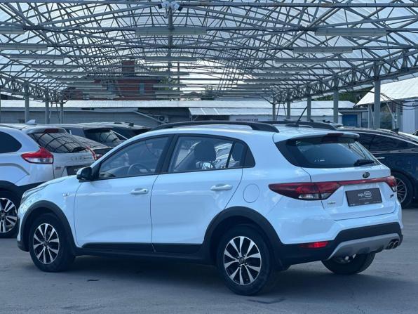 Kia Rio IV с пробегом 2018 года, цена 1 564 100 рублей, 68292 км, хэтчбек, Автокод Объявления