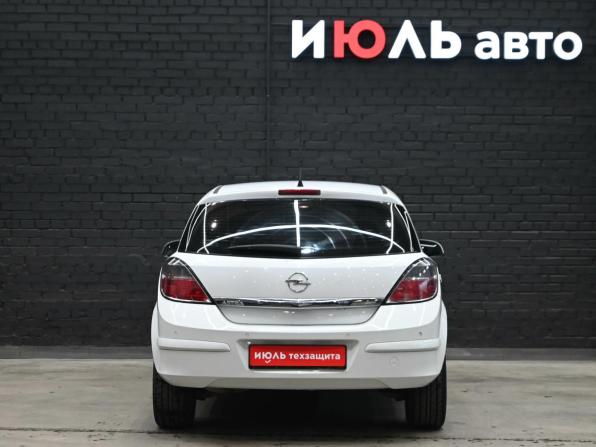 Opel Astra H Рестайлинг с пробегом 2011 года, цена 500 000 рублей, 218131 км, хэтчбек, Автокод Объявления