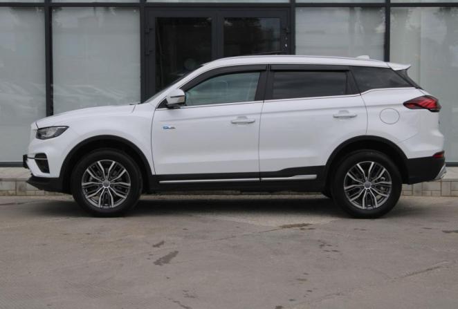 Geely Atlas Pro с пробегом 2024 года, цена 2 045 000 рублей, 77604 км, внедорожник, Автокод Объявления