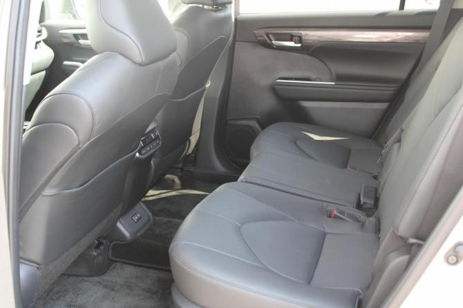 Toyota Highlander IV (XU70) с пробегом 2025 года, цена 5 090 000 рублей, 4000 км, внедорожник, Автокод Объявления