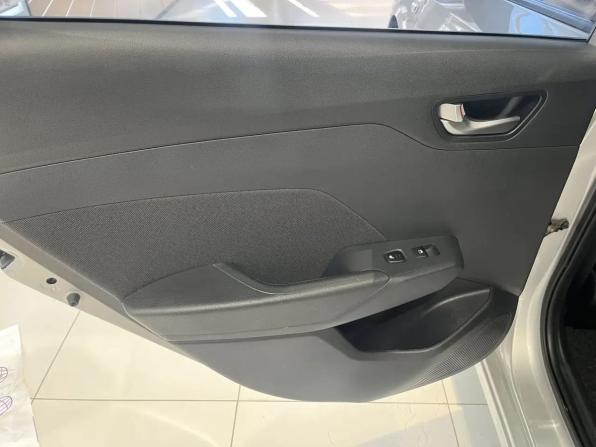 Hyundai Solaris II с пробегом 2019 года, цена 1 359 000 рублей, 81000 км, седан, Автокод Объявления