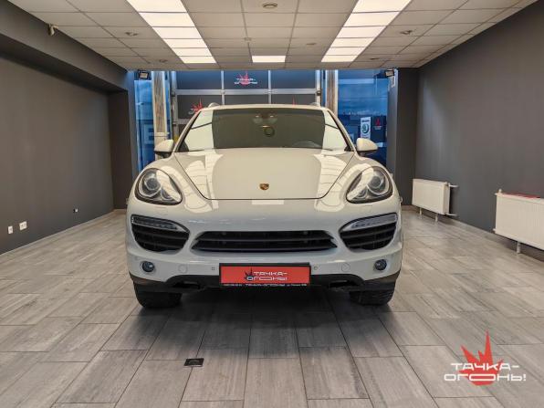 Porsche Cayenne II (958) с пробегом 2010 года, цена 1 930 000 рублей, 135000 км, внедорожник, Автокод Объявления