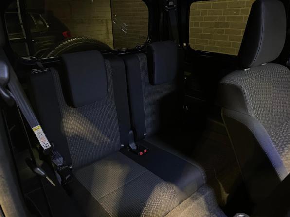 Suzuki Jimny IV с пробегом 2018 года, цена 1 855 000 рублей, 76847 км, внедорожник, Автокод Объявления