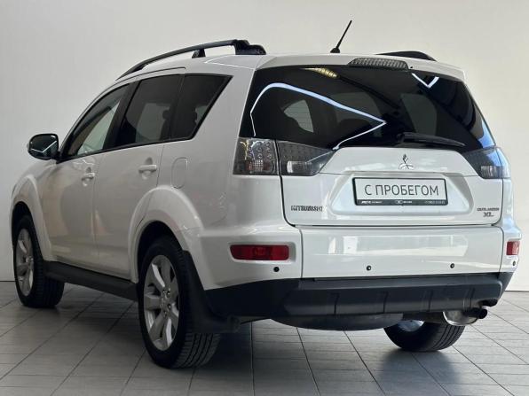Mitsubishi Outlander II Рестайлинг с пробегом 2010 года, цена 1 200 000 рублей, 266104 км, внедорожник, Автокод Объявления