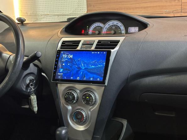 Toyota Yaris II с пробегом 2007 года, цена 599 900 рублей, 200212 км, седан, Автокод Объявления
