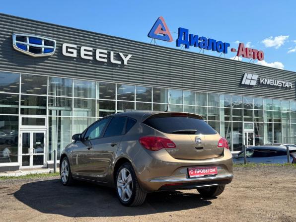 Opel Astra J Рестайлинг с пробегом 2012 года, цена 770 000 рублей, 119710 км, хэтчбек, Автокод Объявления
