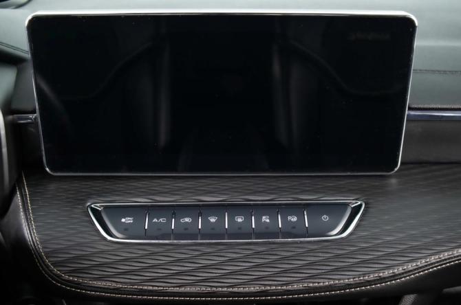 Haval Jolion I с пробегом 2023 года, цена 1 659 000 рублей, 95757 км, внедорожник, Автокод Объявления