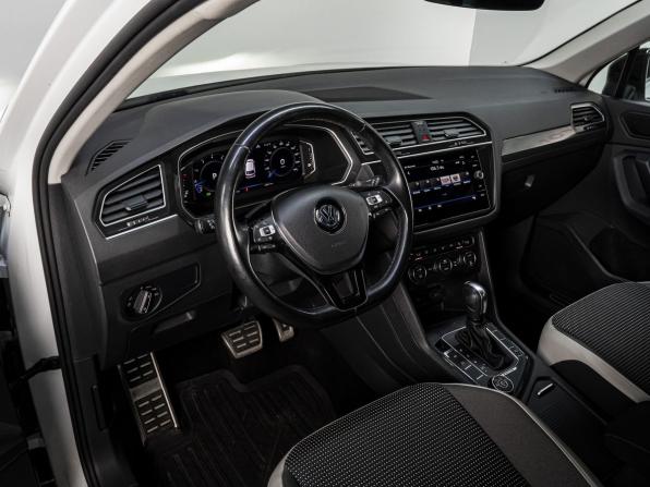 Volkswagen Tiguan II с пробегом 2019 года, цена 2 770 000 рублей, 68830 км, внедорожник, Автокод Объявления