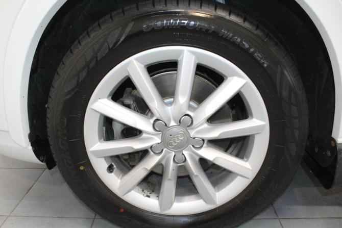 Audi Q3 I (8U) с пробегом 2013 года, цена 1 349 000 рублей, 160000 км, внедорожник, Автокод Объявления