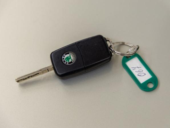Skoda Octavia II (A5) Рестайлинг с пробегом 2012 года, цена 1 048 000 рублей, 179665 км, лифтбек, Автокод Объявления