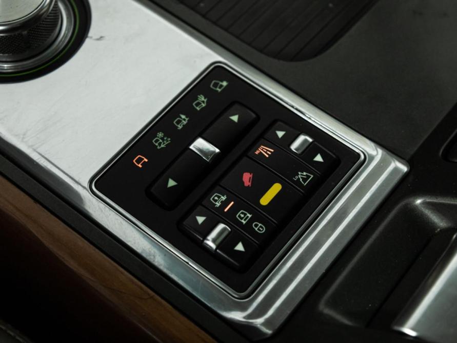 Land Rover Range Rover III Рестайлинг 2 Санкт-Петербург  - изображение 18