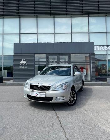 Skoda Octavia II (A5) Рестайлинг с пробегом 2012 года, цена 1 100 000 рублей, 115000 км, лифтбек, Автокод Объявления