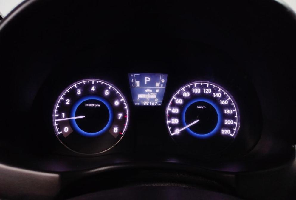 Hyundai Solaris I Саратов  - изображение 13