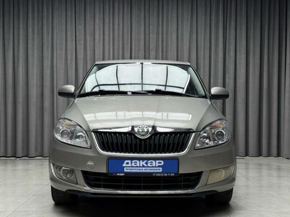 Skoda Fabia II Рестайлинг с пробегом 2011 года, цена 669 000 рублей, 228671 км, хэтчбек, Автокод Объявления