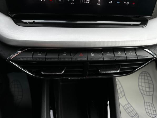 Skoda Octavia IV (A8) с пробегом 2021 года, цена 2 160 000 рублей, 126689 км, лифтбек, Автокод Объявления