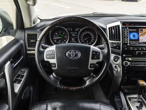 Toyota Land Cruiser 200 Series Рестайлинг 1 с пробегом 2012 года, цена 4 099 000 рублей, 93042 км, внедорожник, Автокод Объявления