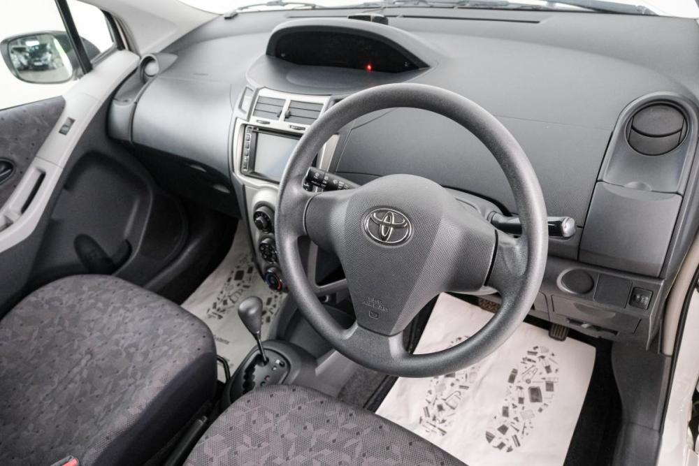 Toyota Vitz II (XP90) Красноярск  - изображение 9