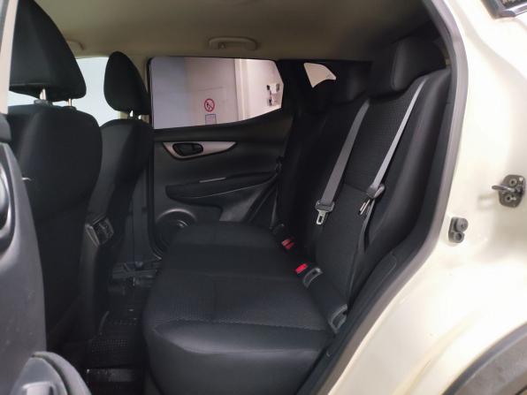 Nissan Qashqai II с пробегом 2015 года, цена 1 644 000 рублей, 108086 км, внедорожник, Автокод Объявления