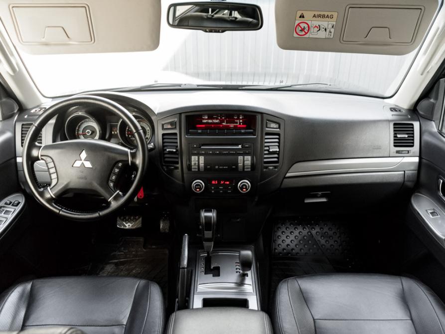 Mitsubishi Pajero IV Рестайлинг 1 Екатеринбург  - изображение 12