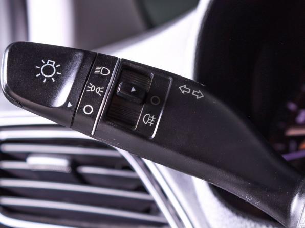 Hyundai Solaris II Рестайлинг с пробегом 2021 года, цена 1 630 000 рублей, 65400 км, седан, Автокод Объявления