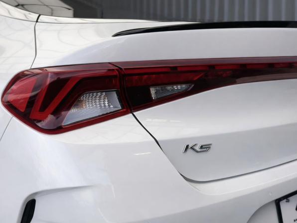 Kia K5 III с пробегом 2021 года, цена 3 090 000 рублей, 53433 км, седан, Автокод Объявления
