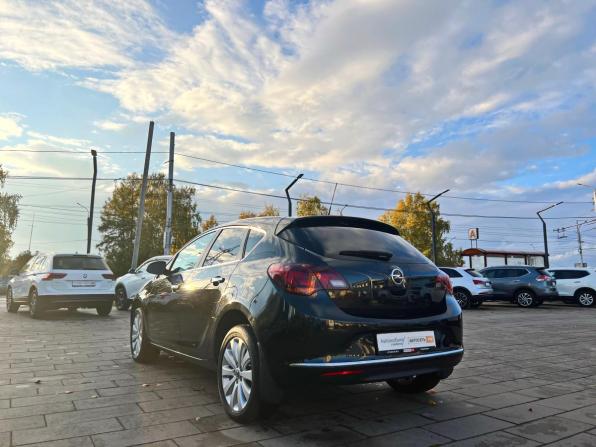 Opel Astra J Рестайлинг с пробегом 2012 года, цена 885 000 рублей, 116485 км, хэтчбек, Автокод Объявления