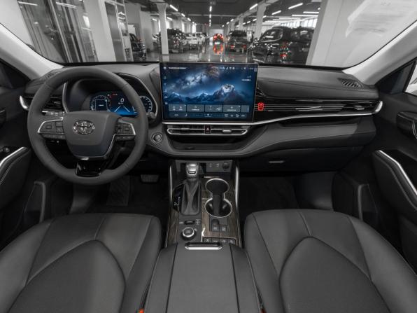Toyota Highlander IV (XU70) с пробегом 2026 года, цена 5 600 000 рублей, 30 км, внедорожник, Автокод Объявления