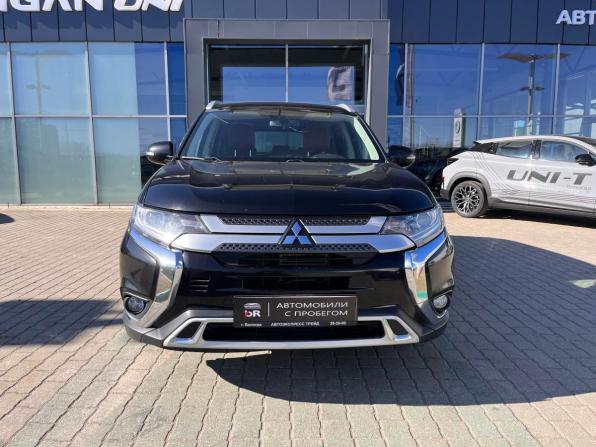 Mitsubishi Outlander III Рестайлинг 3 с пробегом 2018 года, цена 1 950 000 рублей, 178000 км, внедорожник, Автокод Объявления