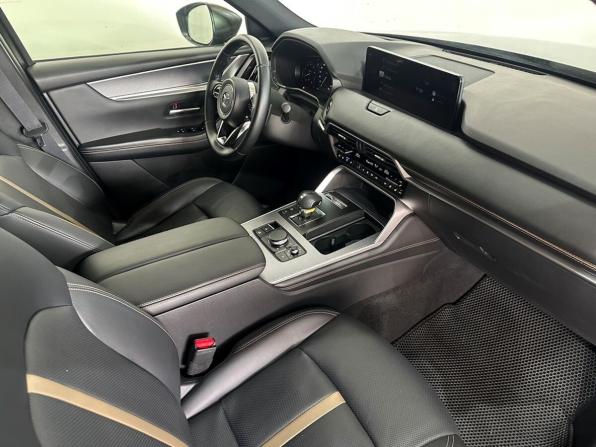 Mazda CX-60 с пробегом 2023 года, цена 5 398 000 рублей, 13852 км, внедорожник, Автокод Объявления