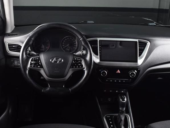 Hyundai Solaris II с пробегом 2019 года, цена 1 399 999 рублей, 155536 км, седан, Автокод Объявления