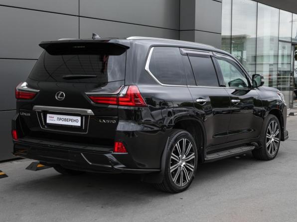 Lexus LX III Рестайлинг 2 с пробегом 2017 года, цена 5 801 400 рублей, 276352 км, внедорожник, Автокод Объявления