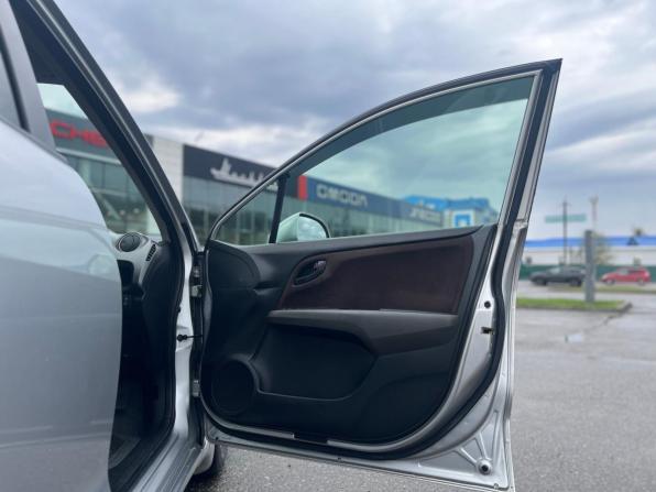 Honda Stream II с пробегом 2007 года, цена 800 000 рублей, 268226 км, минивэн, Автокод Объявления