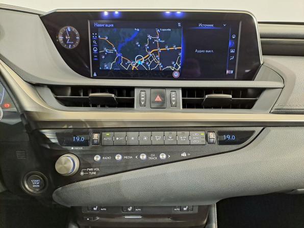 Lexus ES VII Рестайлинг с пробегом 2021 года, цена 4 990 000 рублей, 88000 км, седан, Автокод Объявления