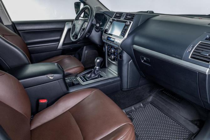 Toyota Land Cruiser Prado 150 Series Рестайлинг 2 с пробегом 2018 года, цена 3 319 000 рублей, 494040 км, внедорожник, Автокод Объявления